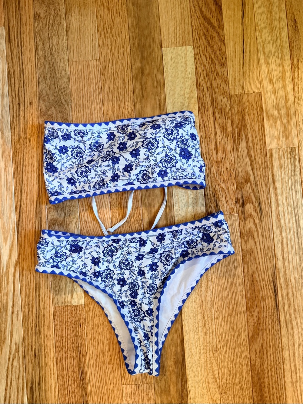 SHEIN Blue and White Floral Bandeau Bikini Set